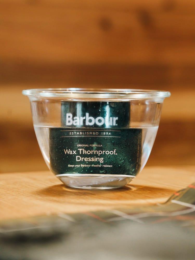 ステップ２　リワックス用ワックスを溶かす